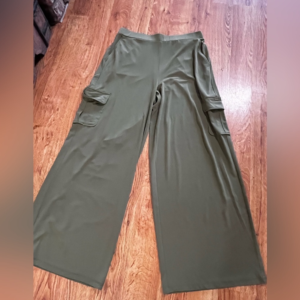 Lisa Rinna collection pants